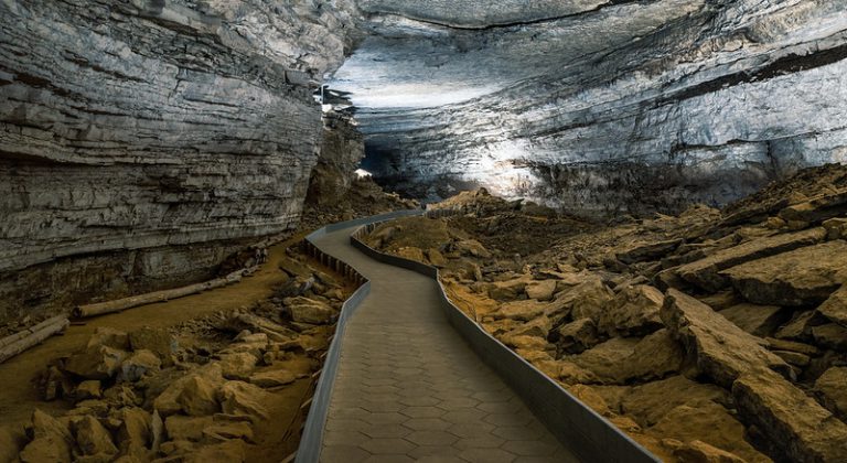 mammoth-cave-is-the-world-s-largest-cave-system-tim-s-fun-facts